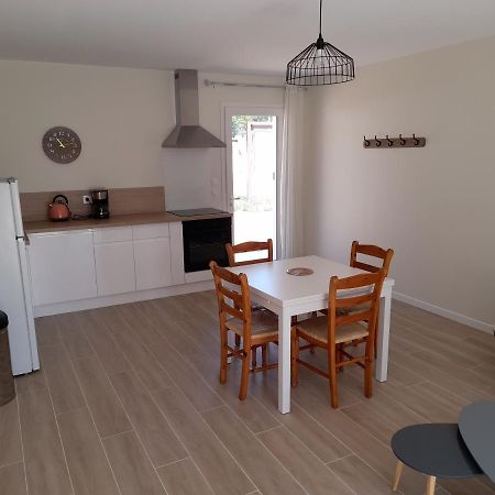 Le Logis De Gatseau Apartment Ле Мат Екстериор снимка