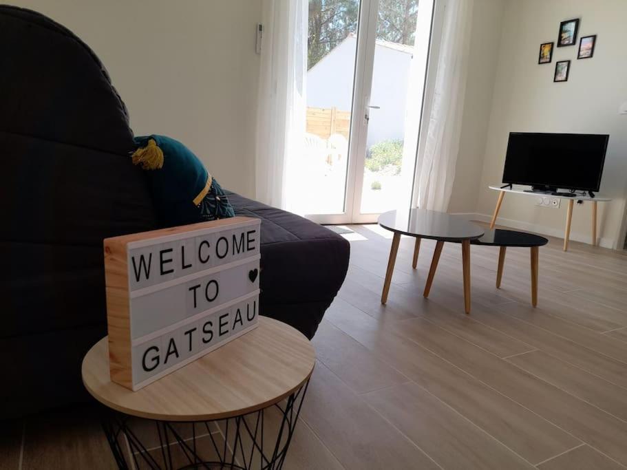 Le Logis De Gatseau Apartment Ле Мат Екстериор снимка