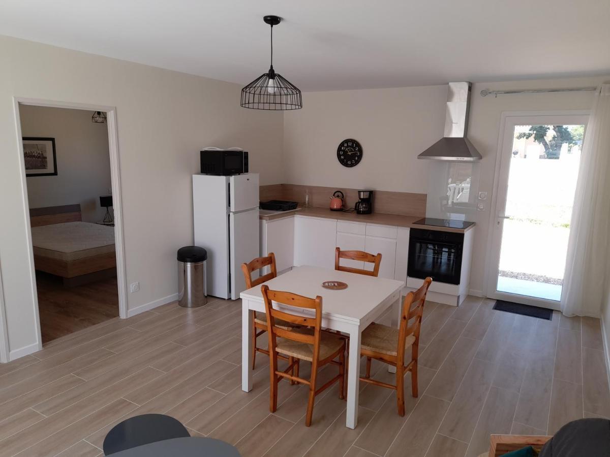 Le Logis De Gatseau Apartment Ле Мат Екстериор снимка