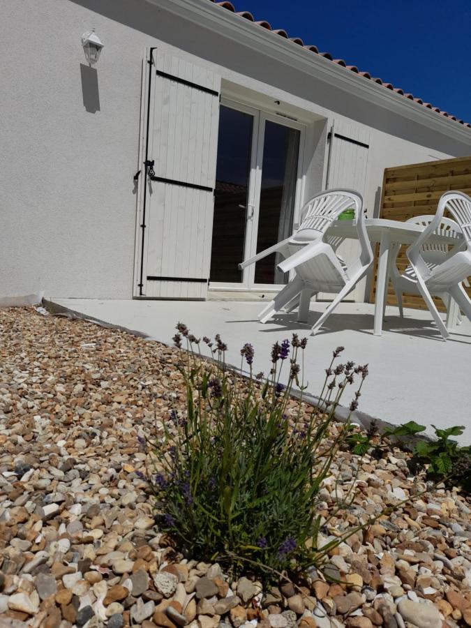 Le Logis De Gatseau Apartment Ле Мат Екстериор снимка