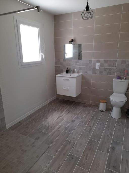 Le Logis De Gatseau Apartment Ле Мат Екстериор снимка